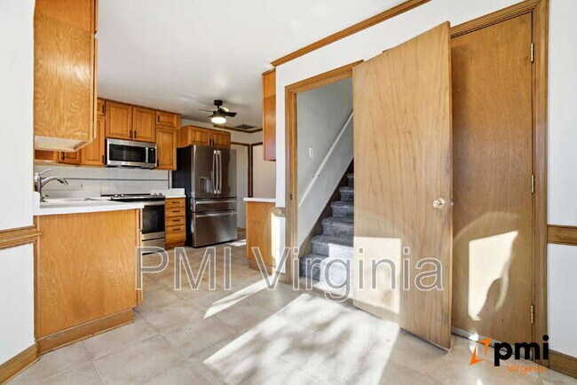 Building Photo - 436 Longleaf Rd