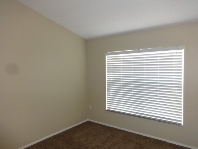 Building Photo - 201 Lancer Oak Dr