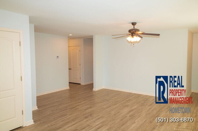 Building Photo - 104 Austin Ln