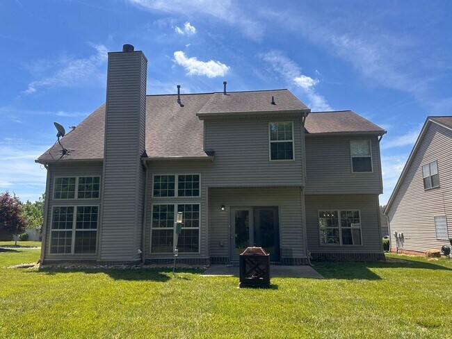 Building Photo - Elegant 4BR Home with Soaring Ceilings in The Reserve at Glenmary