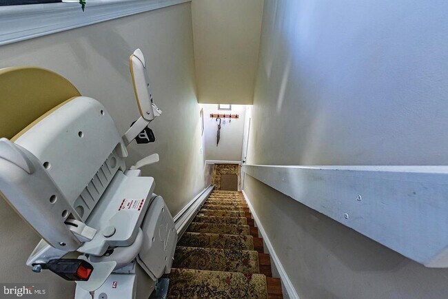 Building Photo - 3408B Neils Ct