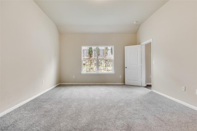 Building Photo - 3205 Ortman Dr