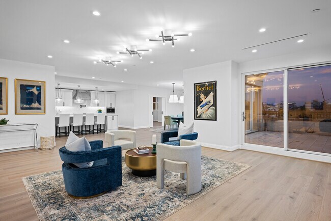 Building Photo - 801 Key Hwy