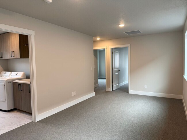 Building Photo - Beautiful Three Bedroom  New Construction Home For Rent