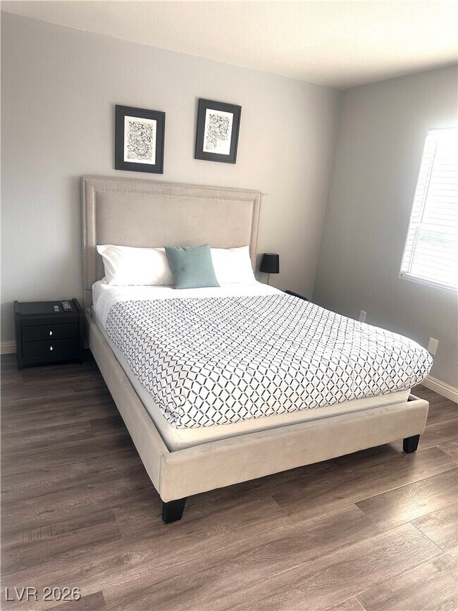 Building Photo - 8061 Palace Monaco Ave