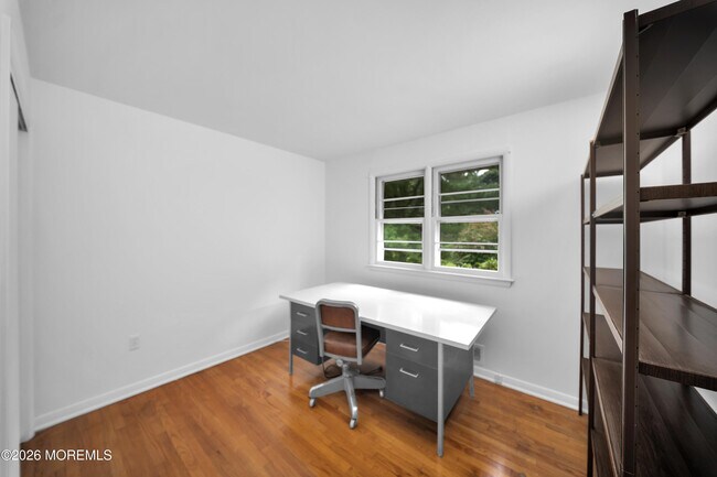 Building Photo - 170 Bingham Ave