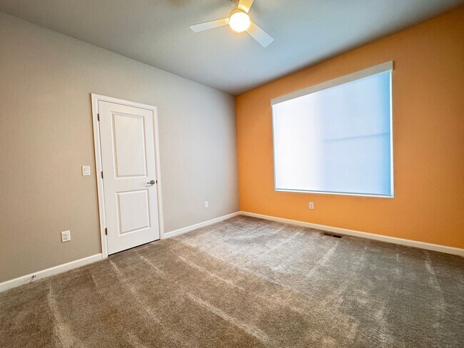 Building Photo - Newer Gorgeous home in Timnath