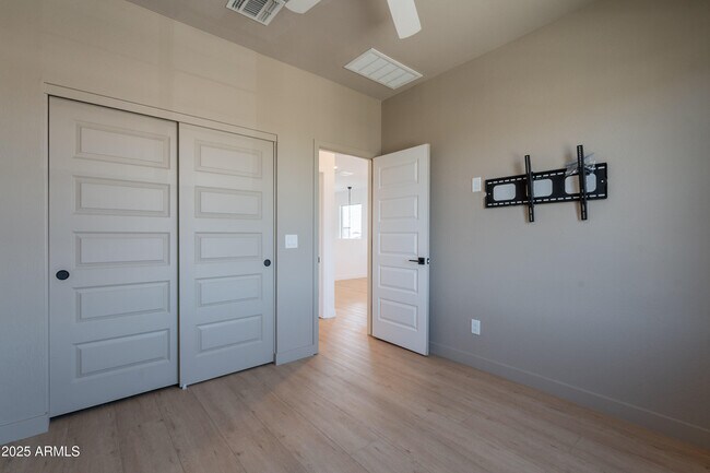 Building Photo - 4831 S Molly