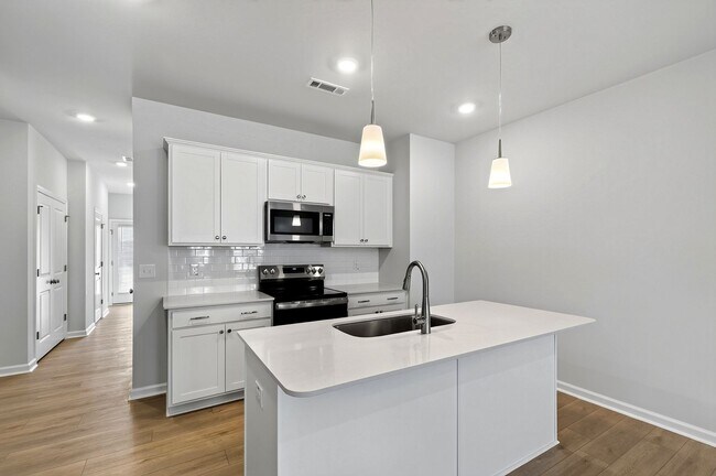 Building Photo - 109 Blue Melody Ave