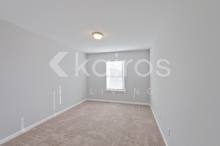 Building Photo - 102 Ebenezer Blf Wy