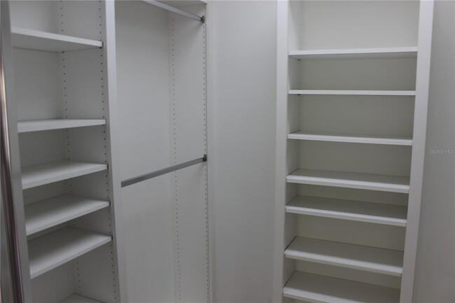 Building Photo - 8110 Cardena Ln