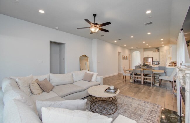 Building Photo - 20810 Clydesdale Post Rd