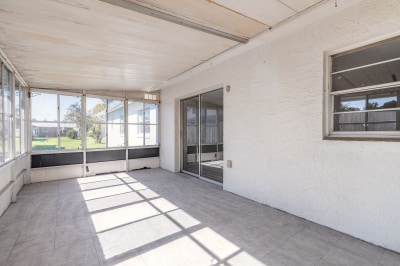 Building Photo - 623 Sherman Rd