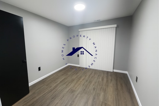Building Photo - 6765 Heyden