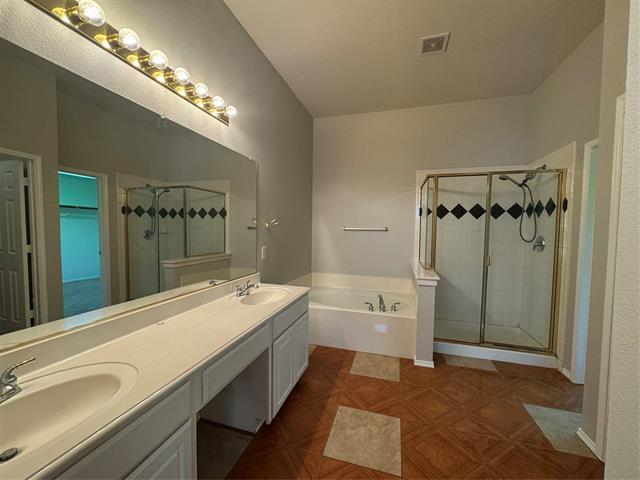 Building Photo - 5913 Big Pine Dr