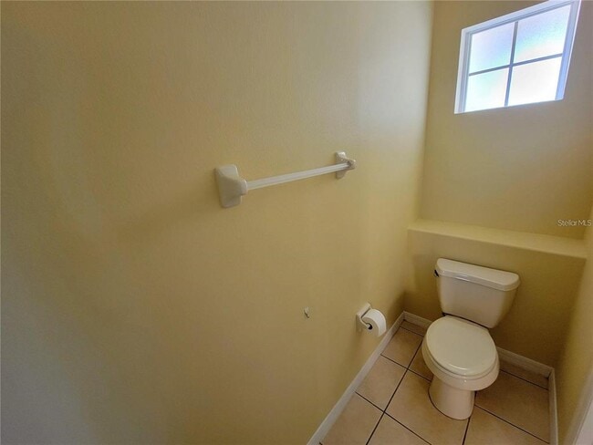 Building Photo - 9722 Moss Rose Way