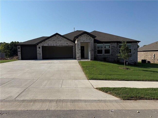 Building Photo - 1031 Vista Dr