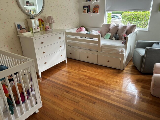 Building Photo - 1240 S Alhambra Cir