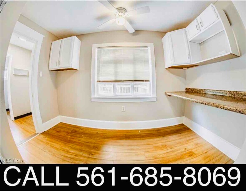 Building Photo - 78 E Mapledale Ave