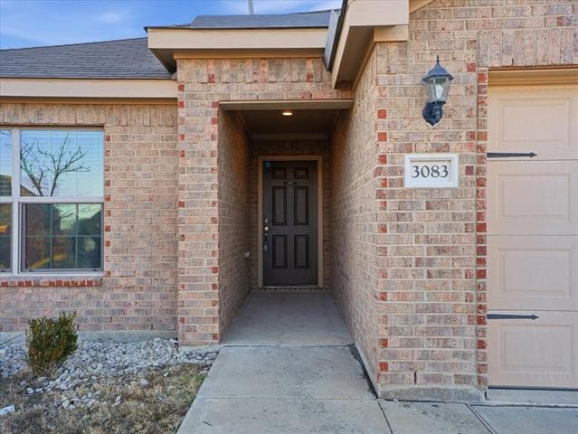 Building Photo - 3083 Chillingham Dr