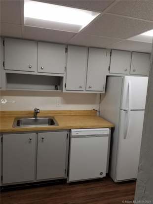 Building Photo - 7851 Miller Dr