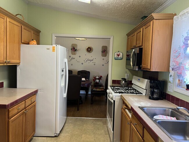 Building Photo - 148 Red Cardinal Ln