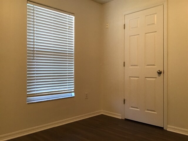 Building Photo - 14616 Old Forest Ct