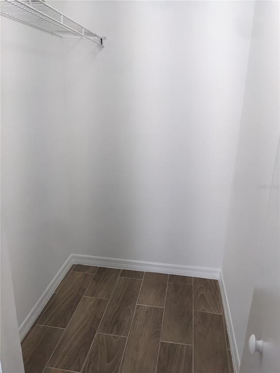 Building Photo - 619 Yak Ct