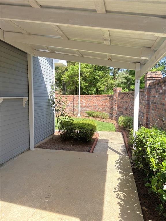 Building Photo - 5900 Grelot Rd