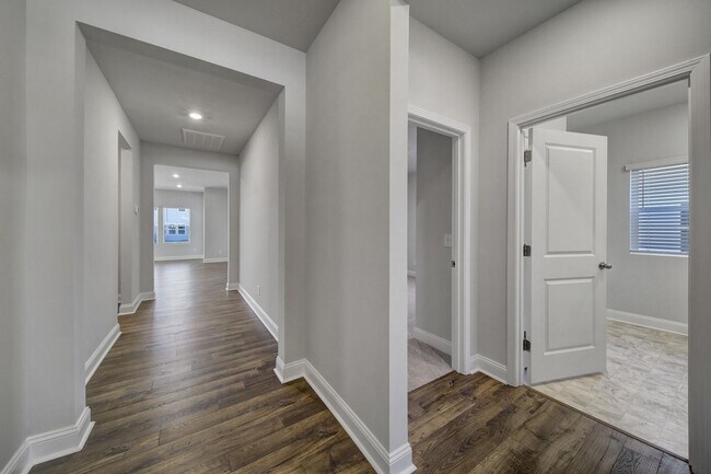 Building Photo - 3 Bed 2 Ranch Bath Home in Monroe!