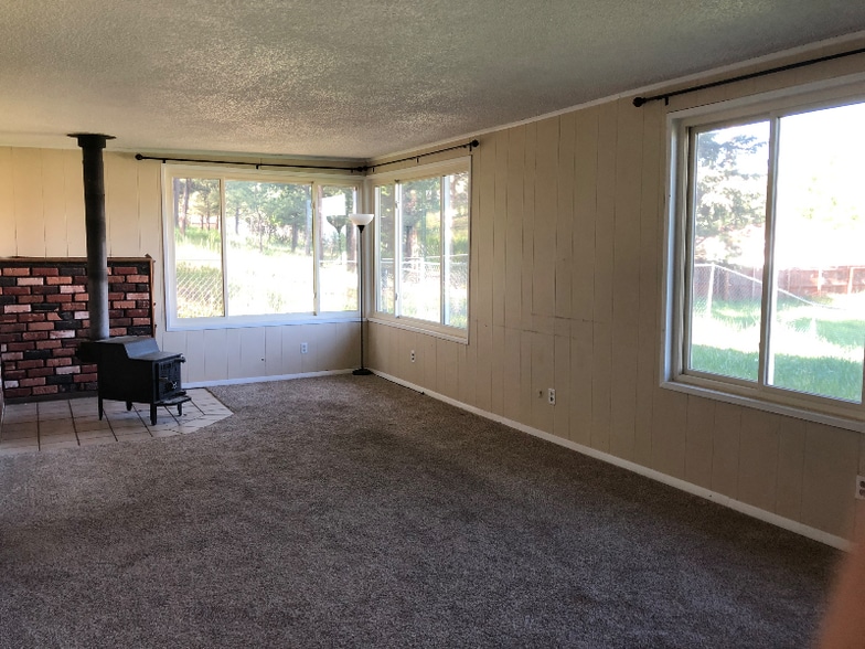 Building Photo - 1151 Blackfoot Trail