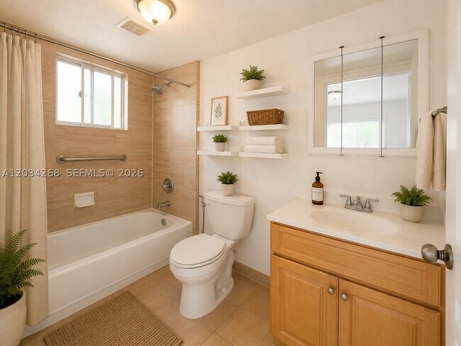 Building Photo - 3041 W 76th St