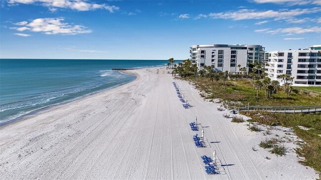 Building Photo - 1485 Gulf of Mexico Dr