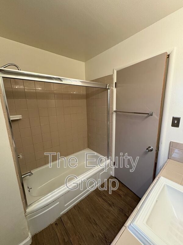 Building Photo - 1044 S Linda Vista St