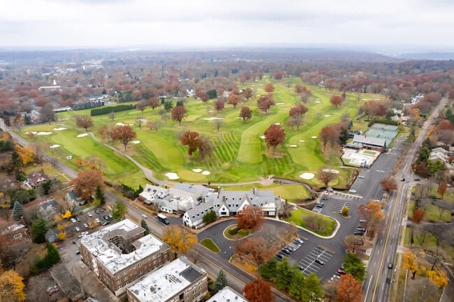 Building Photo - 25 N Rose Blvd