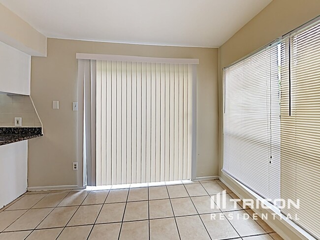 Building Photo - 16506 Quail Dale Dr