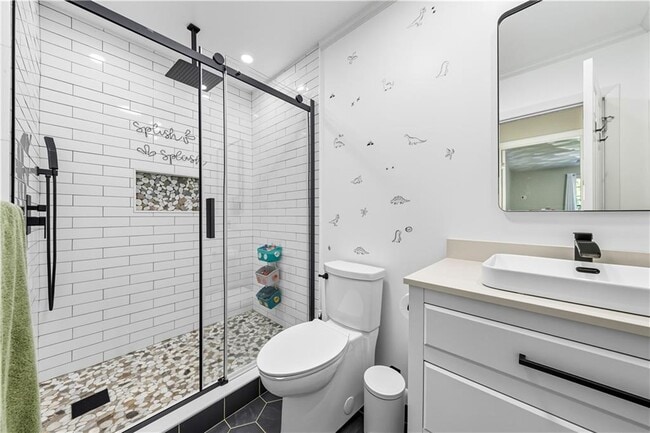 Building Photo - 9 Ridge Rd