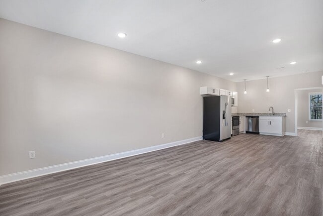 Building Photo - 36 Highland Blf Wy