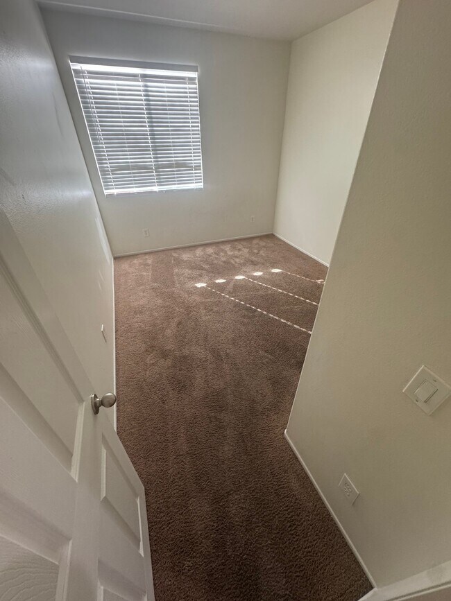 Building Photo - 39328 Bonaire Way