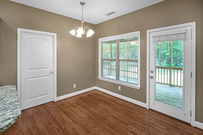 Building Photo - 12696 Alpine Cir