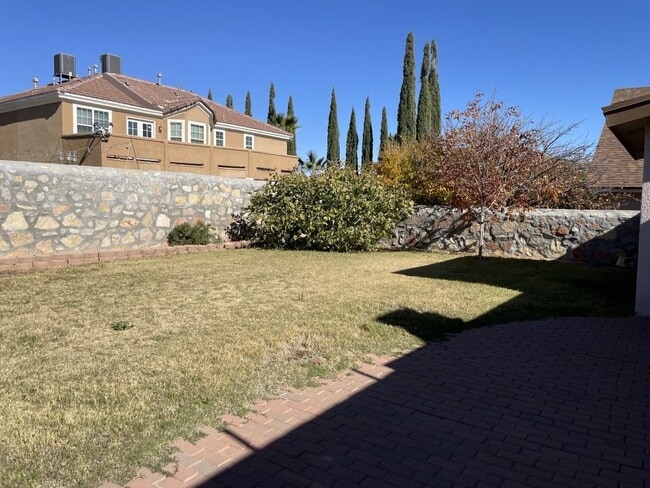 Building Photo - 4437 Loma Clara Ct