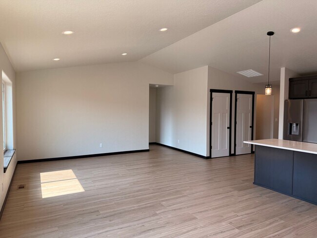 Building Photo - 6204 Ballantree Ln