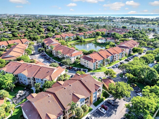 Building Photo - Boynton Beach Condominium