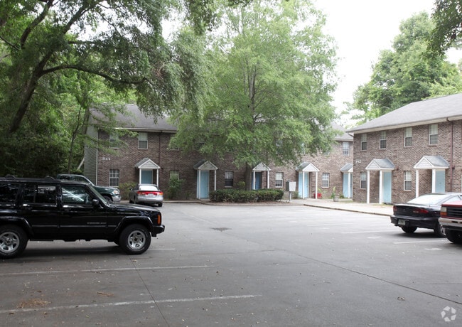 Parking Lot - Bonham Bay Townhouses