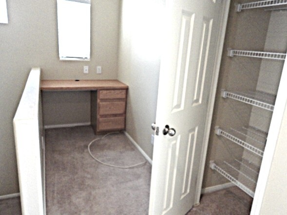 Building Photo - 894 Blue Rosalie Pl