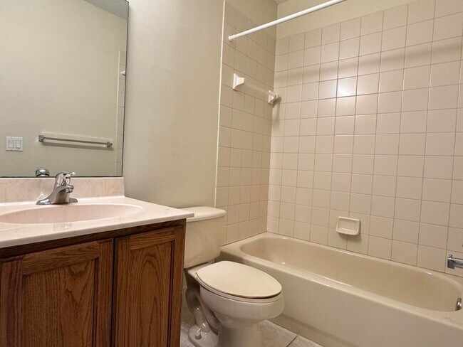 Building Photo - 13379 Georgian Ct