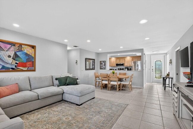 Building Photo - 19809 Boca W Dr