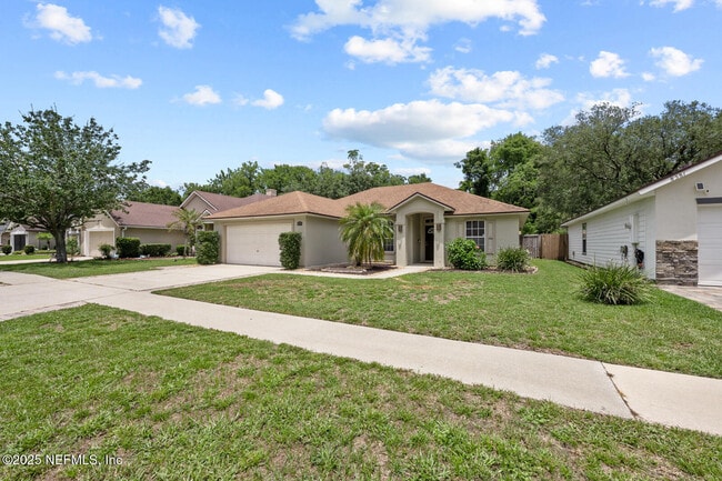 Building Photo - 8575 Crooked Tree Dr
