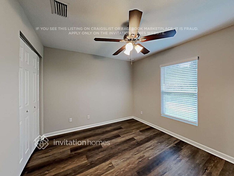 Building Photo - 4580 SW Darwin Blvd