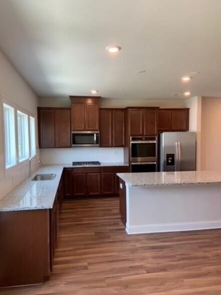 Building Photo - 908 Sweetwater Grove